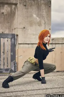 Luxlo Cosplay - Kim Possible