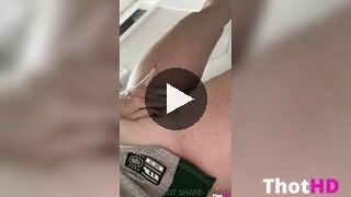Pixxarmom OF Video