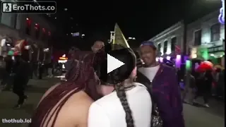 Nerdballertv Girls kissing 1